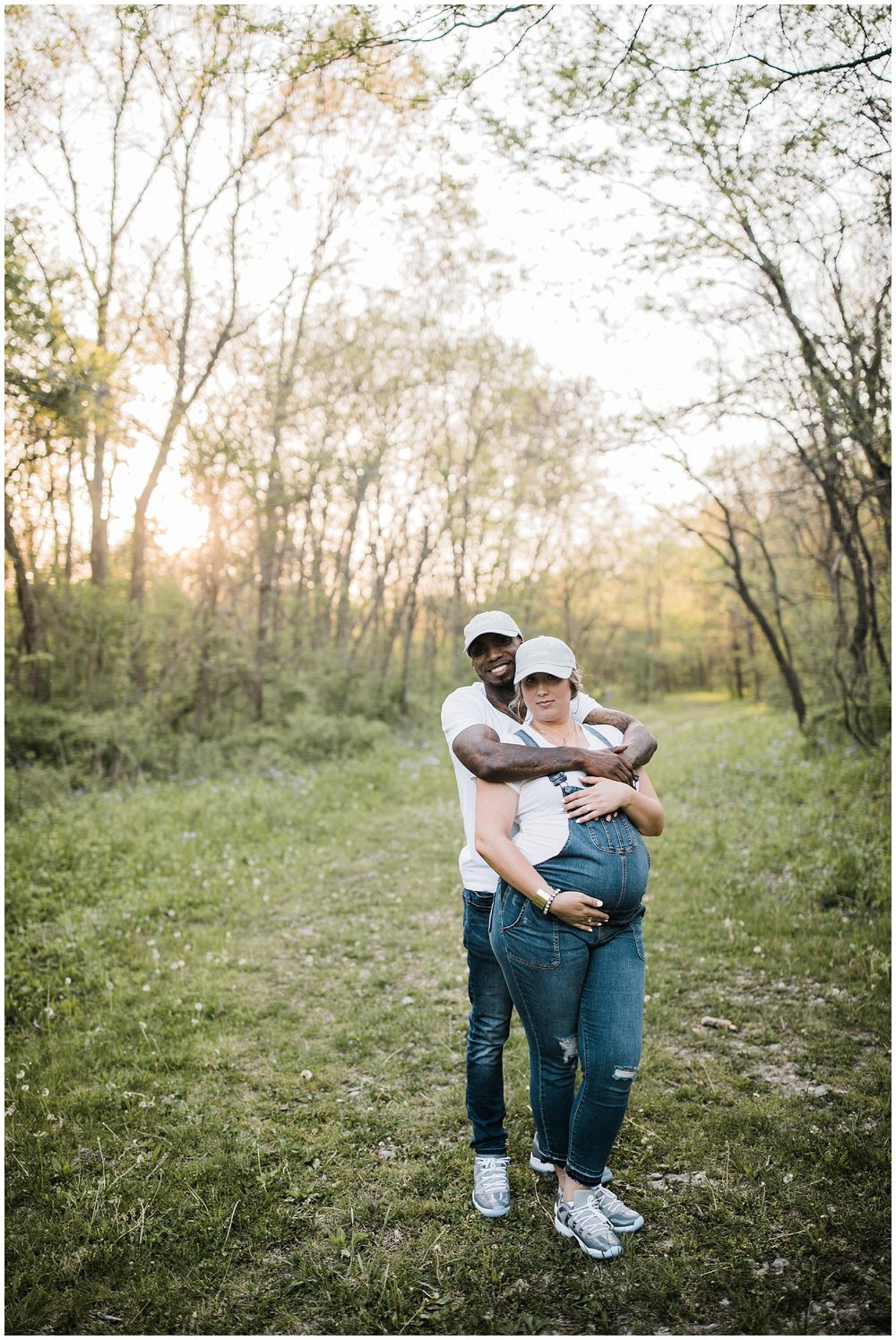 Burr Oaks Maternity Session - Kansas City Wedding Photographer
