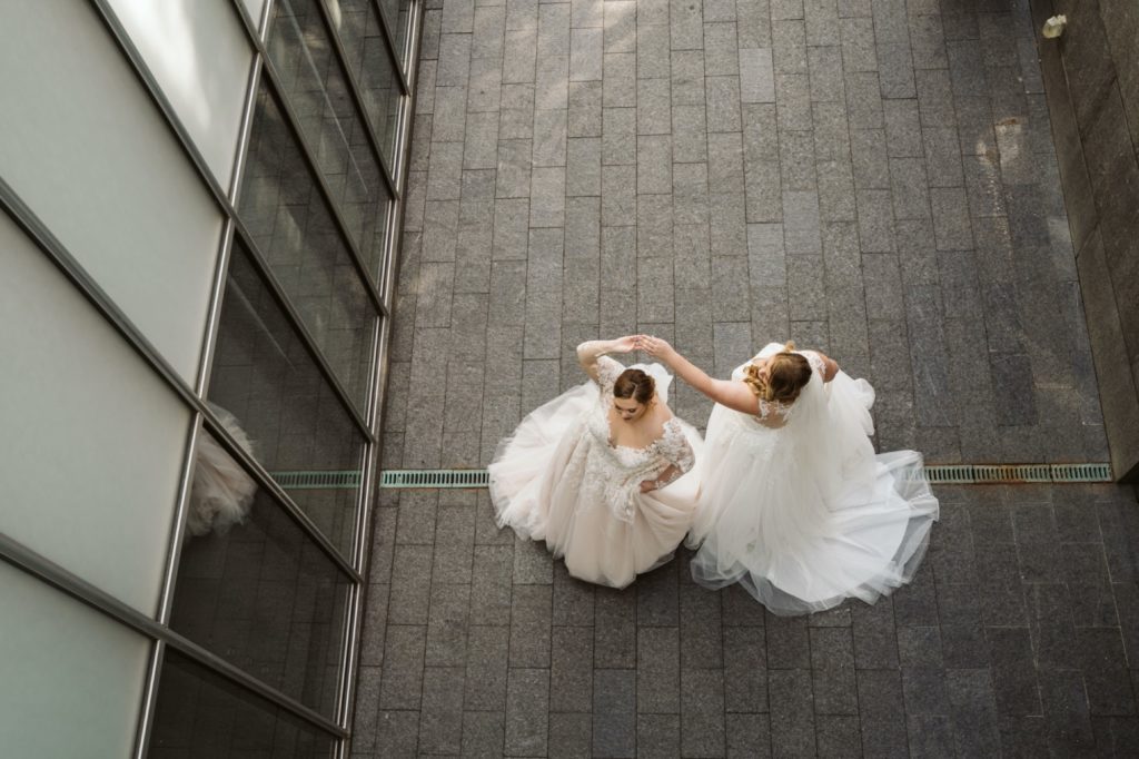 brides spinning at nelson atkins museum